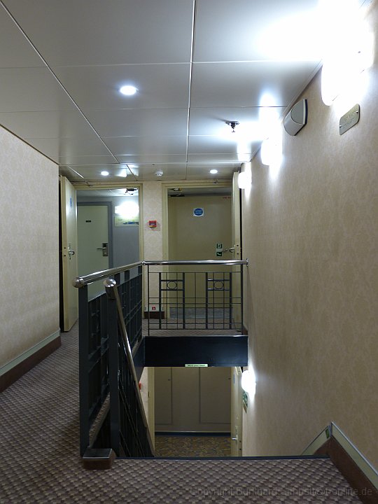 13 Corridors 0012.jpg
